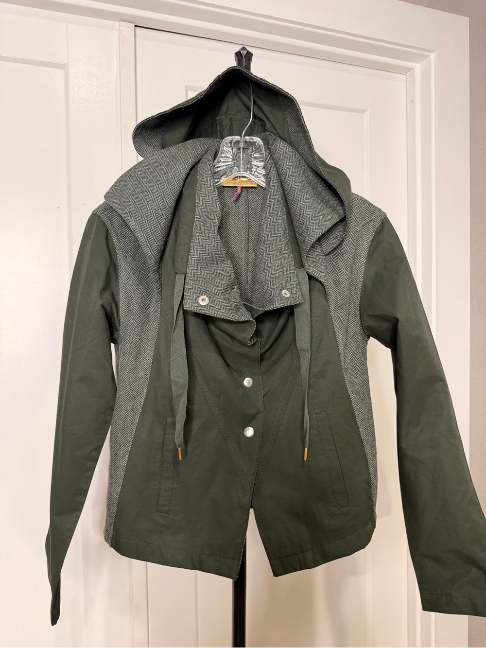 Vera Wang Olive Green Hooded Utility Jacket